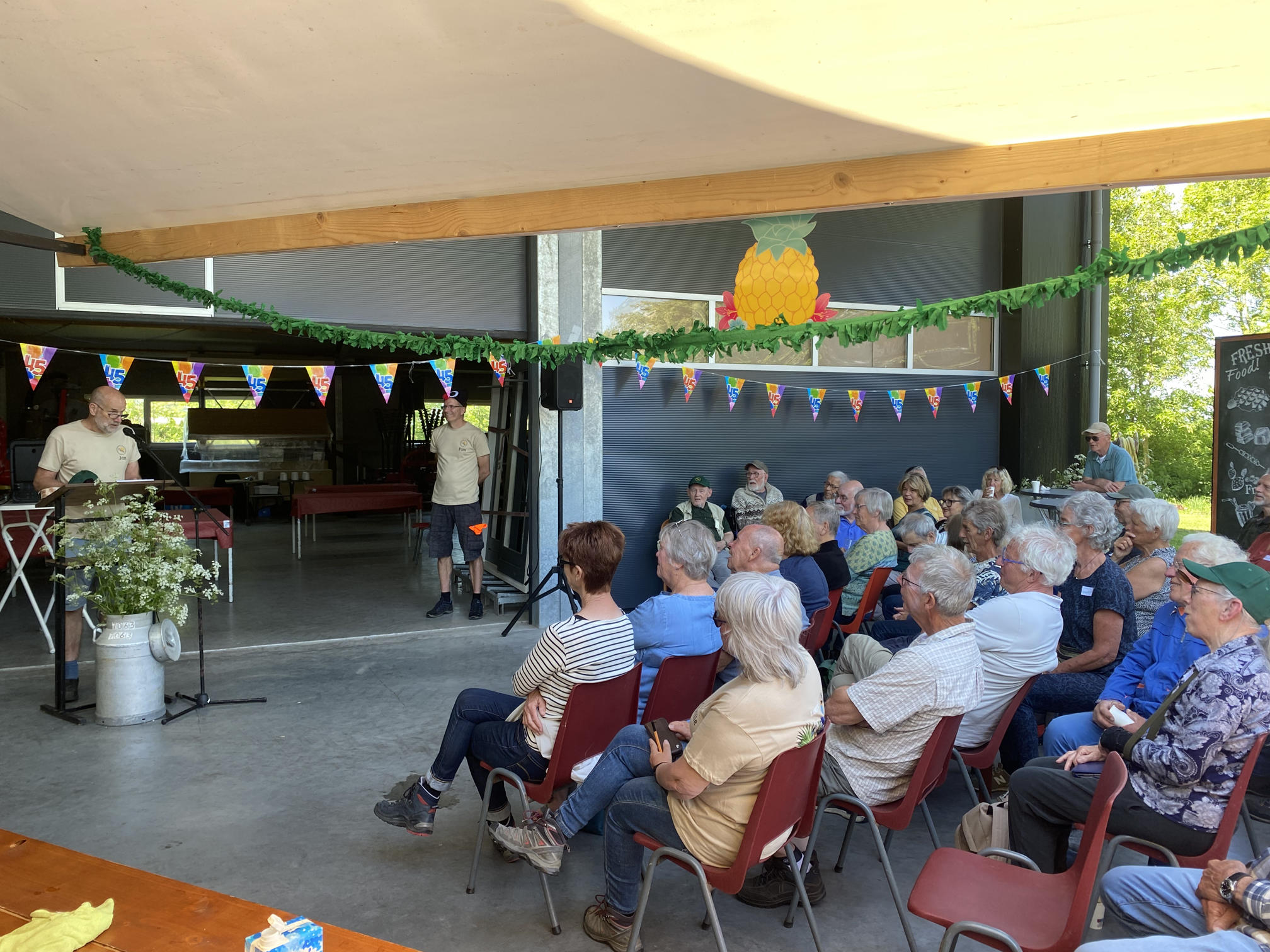 (Spookverlaat). Foto van - Diverse Fotografen.
Jubileum